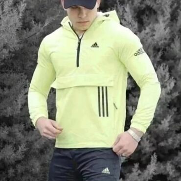 karirane jakne: Windbreaker, Adidas