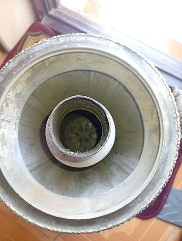 samovar tula: Antik kömür/sobaya əsaslanan samovar - Kütləvi metal gövdə, relyef — 6