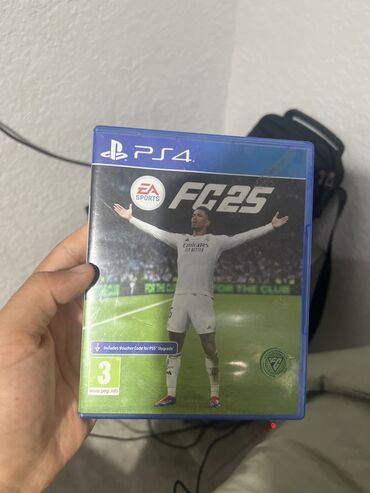 плейстейшен 2: EA Sports FC 25 — версия для PlayStation 4 (Blu‑ray диск в фирменном