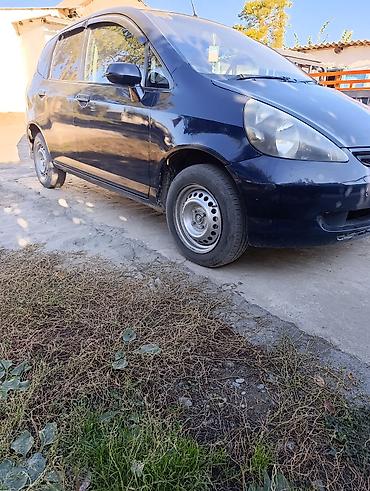 куплю авто до 5000 долларов: Honda Fit: 2002 г., 1.3 л, Автомат, Бензин, Хэтчбэк — 2