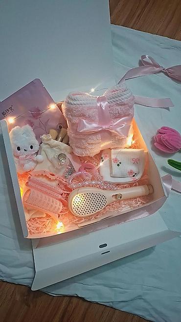 лапы перчатки: 🎀Подарочный набор в коробке с лентой (розово‑белая гамма, гирлянда — 1