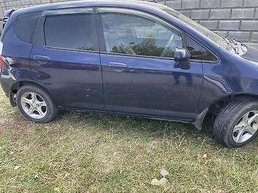 Продажа авто: Honda Fit: 2003 г., 1.5 л, Автомат, Бензин, Хэтчбэк — 3