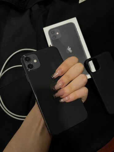 iphone 4s bu satın: IPhone 11, 64 GB, Qara