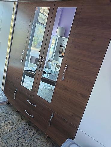 kicik skaf: Dördkapılı paltar şkafı - Material: ağac teksturalı laminat (tünd qoz — 2