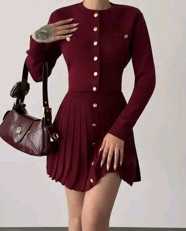 haljina sa čipkom: Color - Burgundy, Evening, Long sleeves