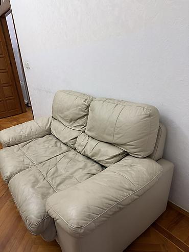 Дом и сад: Диван, Б/у, Нераскладной, Без подъемного механизма, Кожа, Нет доставки — 3