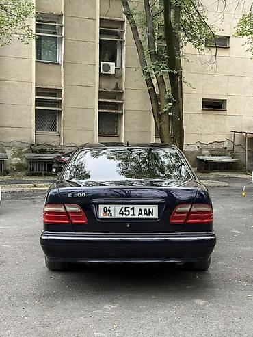 Транспорт: Mercedes-Benz E-Class: 2001 г., 2 л, Механика, Бензин, Седан — 5