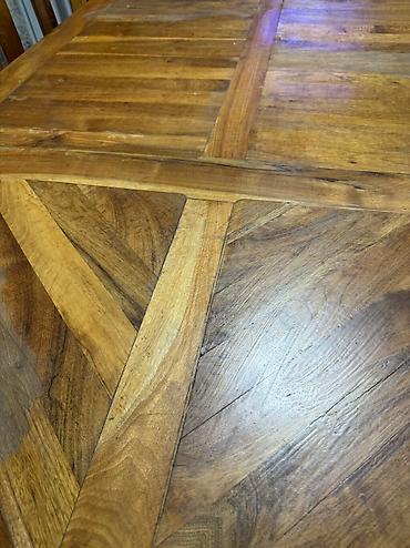Другая мебель: Продается стол в комплекте со стульями Сделано качественно из — 3