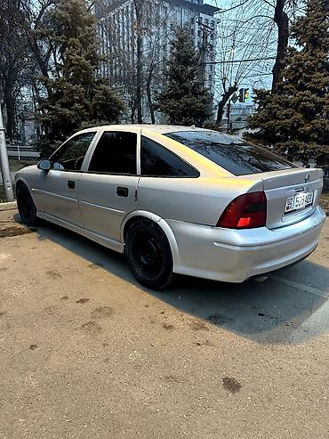 Opel: Opel Vectra: 1999 г., Хэтчбэк — 1