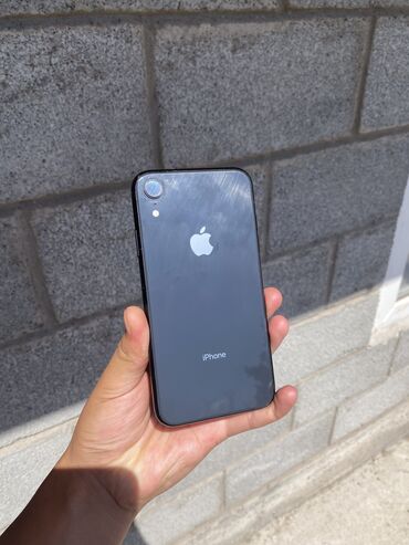 швейная машина продаю: IPhone Xr, Б/у, 64 ГБ, Black Titanium, Чехол, 77 %