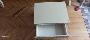 Tumbalar: Tumba 2 eded, 1 ededi 20 man. Unvan Qaqarin mostunun yani