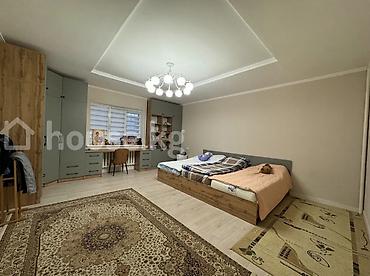 Долгосрочная аренда домов: 370 м², 8 комнат, Парковка — 7