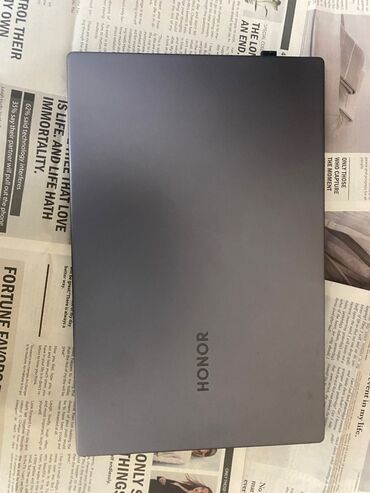купить ноутбук в баку: Intel Core i5, 8 ГБ ОЗУ, 15.6 "