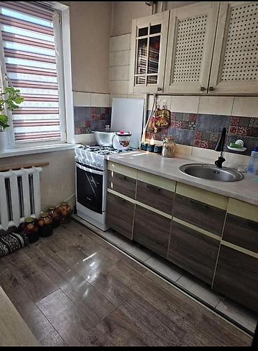 квартиры в бишкек купить: Срочно продаётся 3-комнатная квартира в 4 микрорайоне! 🏠 Площадь: 58 — 6