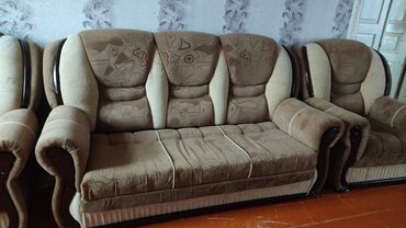 xacmaz divan: İşlənmiş, Divan, 2 kreslo, Bazalı, Açılan