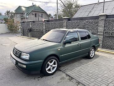 Volkswagen: Volkswagen Vento: 1996 г., 1.8 л, Механика, Бензин, Седан — 10