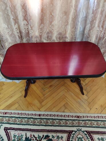 saloglu stol ve stullar: Jurnal masası, İşlənmiş, Açılmayan, Oval masa, Azərbaycan