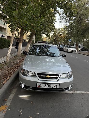 Унаа: Daewoo Nexia: 2009 г., 1.5 л, Кол менен иштөөчү, Бензин, Седан — 2