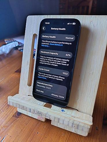 iphone laptop cena: IPhone 15- 420€ Memorija- 128GB Battery Health- 82% Face ID radi bez — 7
