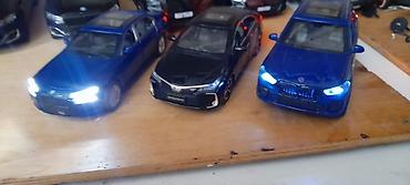 Искусство и коллекционирование: Miqyaslı metal model avtomobil dəsti - Modellər: BMW sedan (mavi) — 2