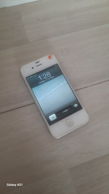 адаптер на айфон: IPhone 4, Б/у, 16 ГБ, Белый, Кабель, 100 %