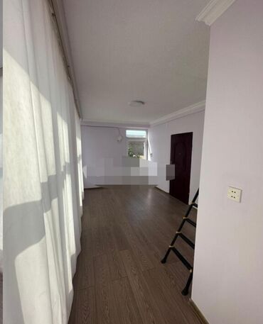 Uzunmüddətli kirayə evlər: 130 kv. m, 6 otaqlı — 6