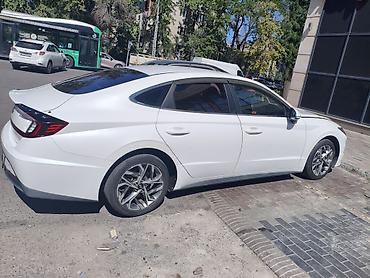 hyundai trajet: Hyundai Sonata: 2020 г., 2 л, Автомат, Бензин, Седан — 10