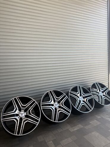 Диски: Литые Диски R 17 Mercedes-Benz, Комплект, отверстий - 5, Б/у