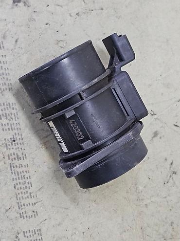 Датчики, сенсоры, предохранители: Расходомер Renault 2003 г., Б/у, Оригинал, Германия — 16