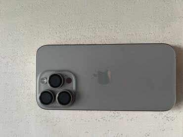 Apple iPhone: IPhone 16 Pro, Б/у, 128 ГБ, Natural Titanium, Зарядное устройство, Защитное стекло, Чехол, 97 %