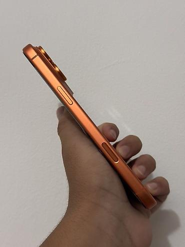 Мобильные телефоны и аксессуары: IPhone 17 Pro Max, Б/у, 256 ГБ, Оранжевый, Защитное стекло, Чехол, 99 % — 2