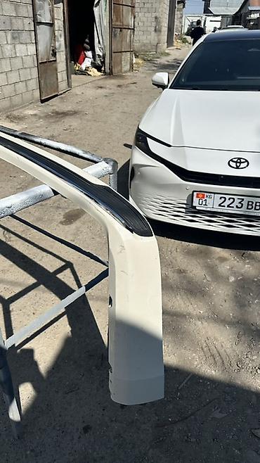 Накладка на бампер Toyota, Б/у, Аналог