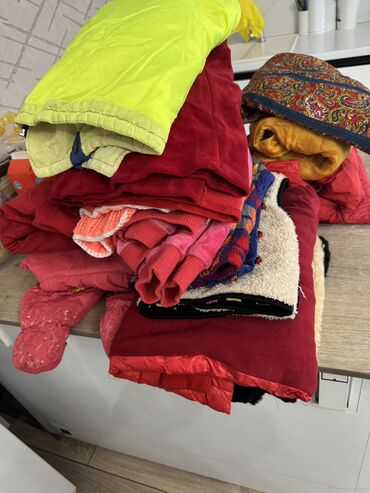 отдам даром новорожденные вещи: Отдам даром разную одежду, женскую и детскую доя девочек, от 5 месяцев