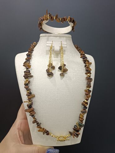 Bijuteriya dəstləri: Təbii daşlardan hazırlanmış zərgərlik dəstləri - Tərkib: müxtəlif — 1