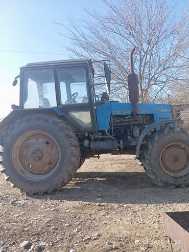 4 korpus kotan: Traktor 1221, motor 6 l, İşlənmiş