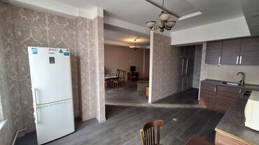 Uzunmüddətli kirayə mənzillər: Neftcilər metrosu Nazlı sarayın yanınında mənzil kirayə verilir — 11