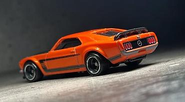 1: Məhsul: Kolleksiya üçün metal die-cast mini avtomobillər dəsti — 1