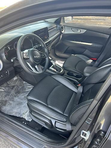 geely e5: Kia K3: 2021 г., 1.6 л, Автомат, Бензин, Седан — 5