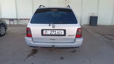 Volkswagen: Volkswagen Golf: 1998 г., 1.8 л, Механика, Бензин, Универсал