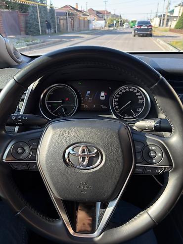 voxy noah: Toyota Camry: 2018 г., 2.5 л, Вариатор, Гибрид, Седан — 5