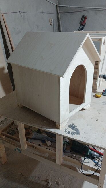 Yuvalar: Taxta it evi - Material: təbii ağac (taxta panellər), möhkəm karkas — 17