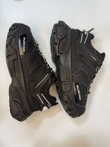 женские кроссовки nike downshifter: Məhsul: Balenciaga Track tərzində qara idman ayaqqabısı - Rəng: tam