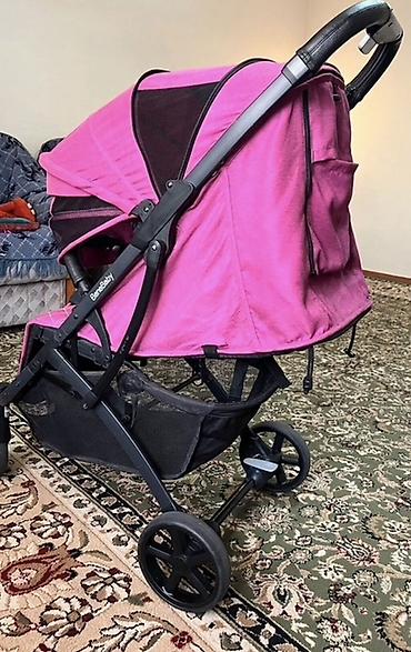 каляска чико: Прогулочная коляска BeneBaby, цвет фуксия. Особенности: - Легкая — 4