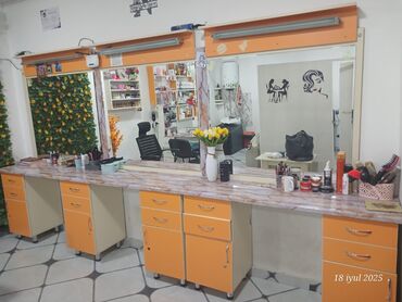 Tibbi arakəsmələr: Salon güzgüsü satılır təcili. 3-ü birlikde 300 manat. Ünvan Binəqedi