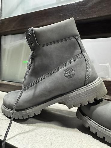 тимберлейк обувь: Мужские ботинки, 43, Timberland, Новый, цвет - Серый, Платная доставка — 1