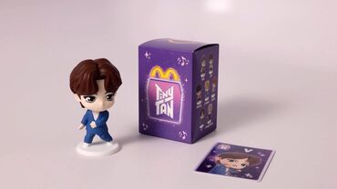 фильтр циклон для пылесоса: BTS V TinyTAN temalı miniatür heykəlcik. - Dizayn: Qartal gözlü