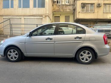 Hyundai Accent: 1.4 л | 2007 г. Седан