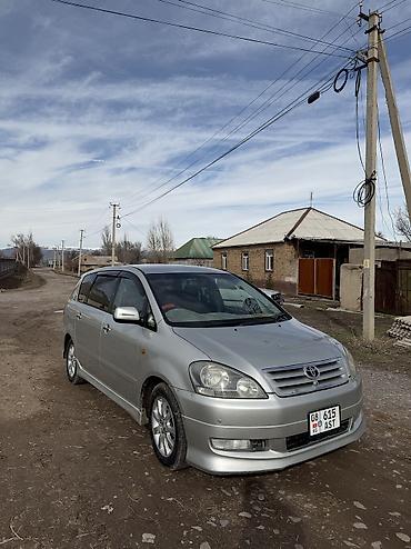 Toyota: Toyota Ipsum: 2003 г., 2.4 л, Автомат, Бензин, Минивэн — 2