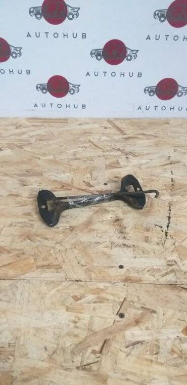Другие автозапчасти: Крепление аккумулятора Toyota Estima R50 2GR-FE 2006 (б/у)
