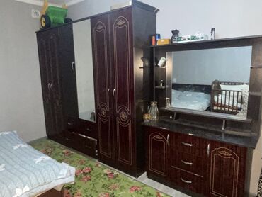 куплю продам мед: Спальный гарнитур, Б/у, Шкаф, Двуспальная кровать, Трюмо